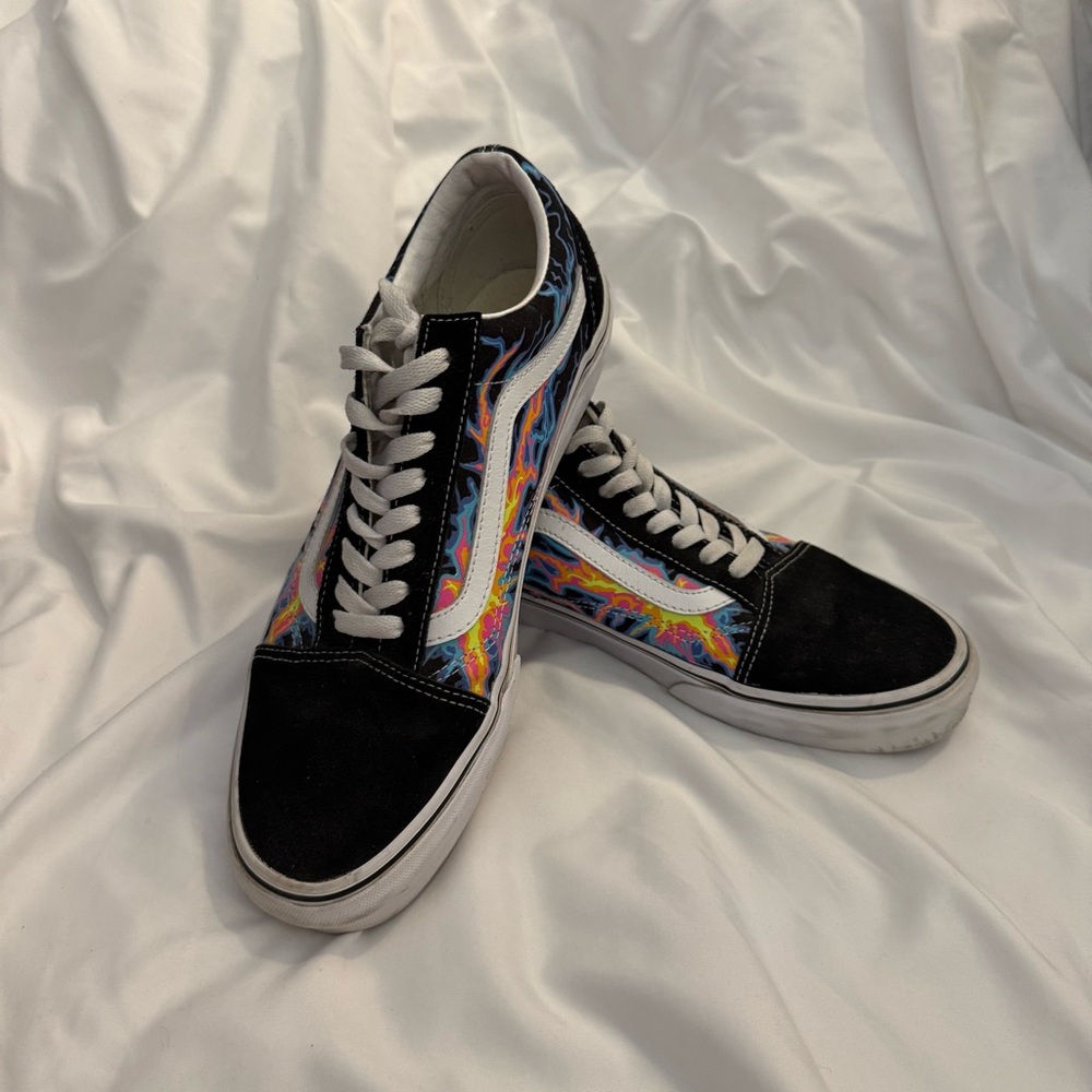 EUC Vans Old Skool Glow in the Dark Blue and Orange Electric Flame Sneakers